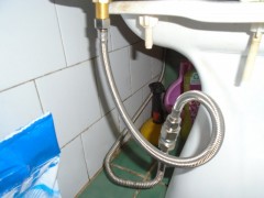 Hemikalije za otpušavanje wc šolje